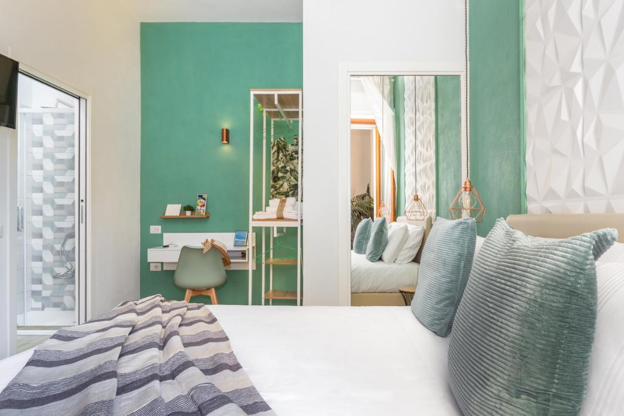 Domus Laetitiae Rooms & Apartments Quartu Sant'Elena Exterior photo