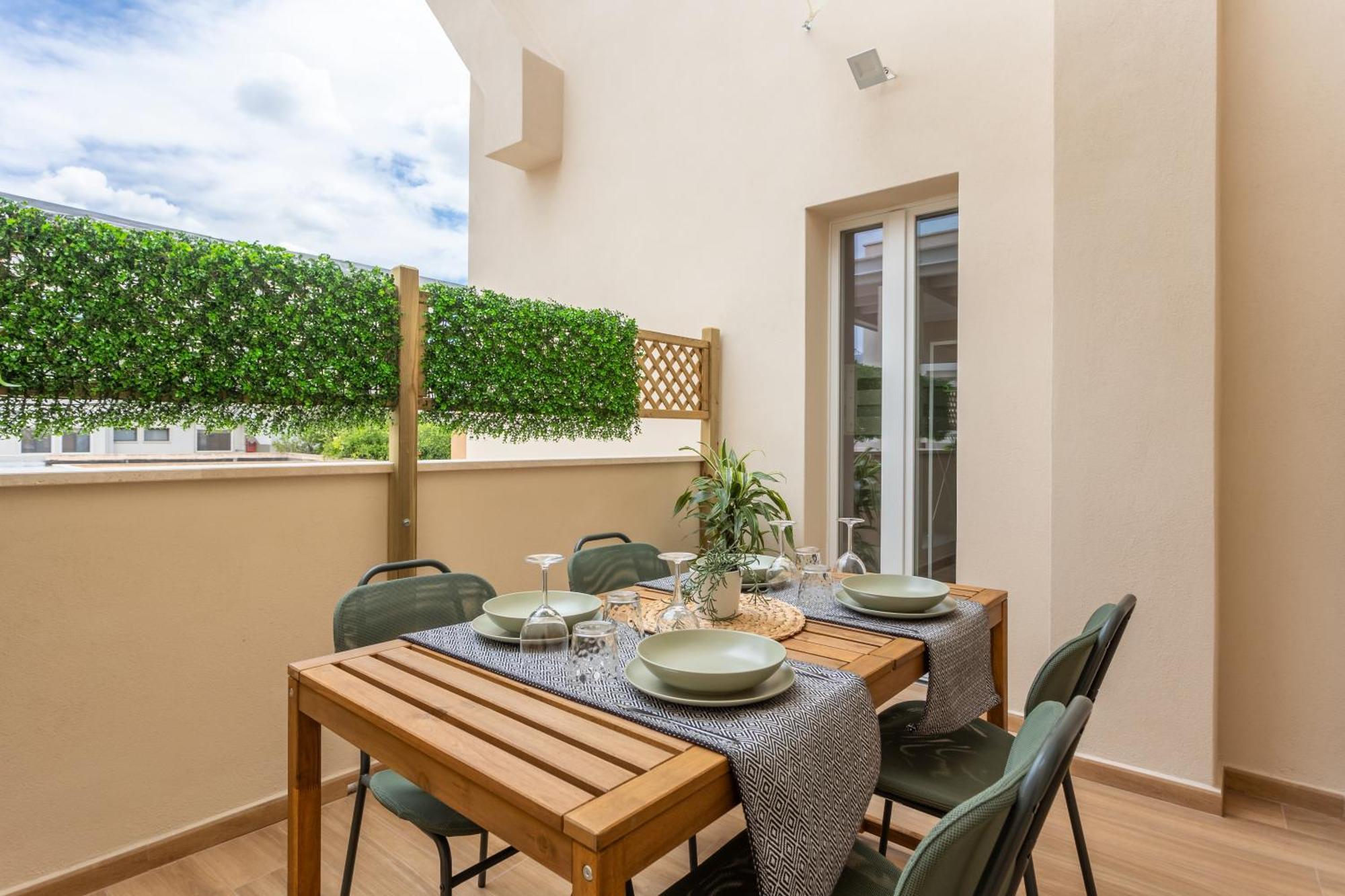 Domus Laetitiae Rooms & Apartments Quartu Sant'Elena Exterior photo